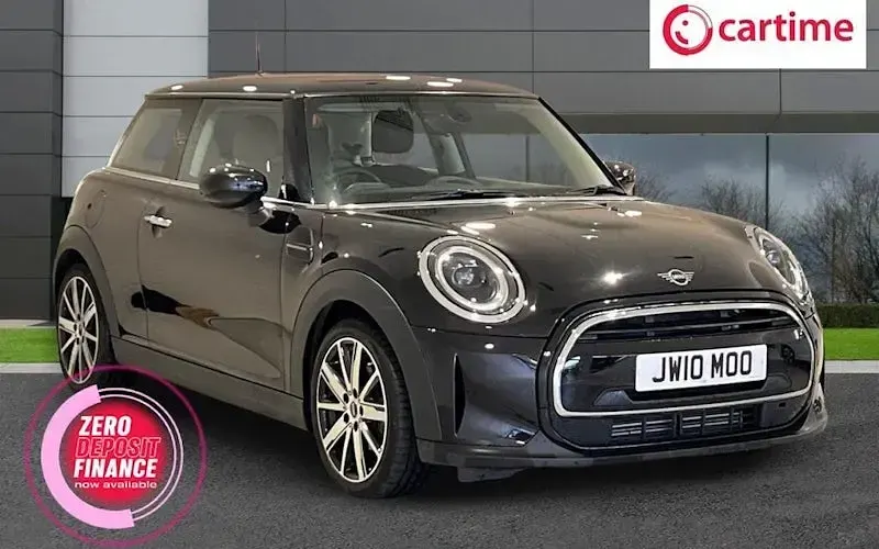 Used Mini ONE Classic 102 HP (75 kW) 2022 Hatchback