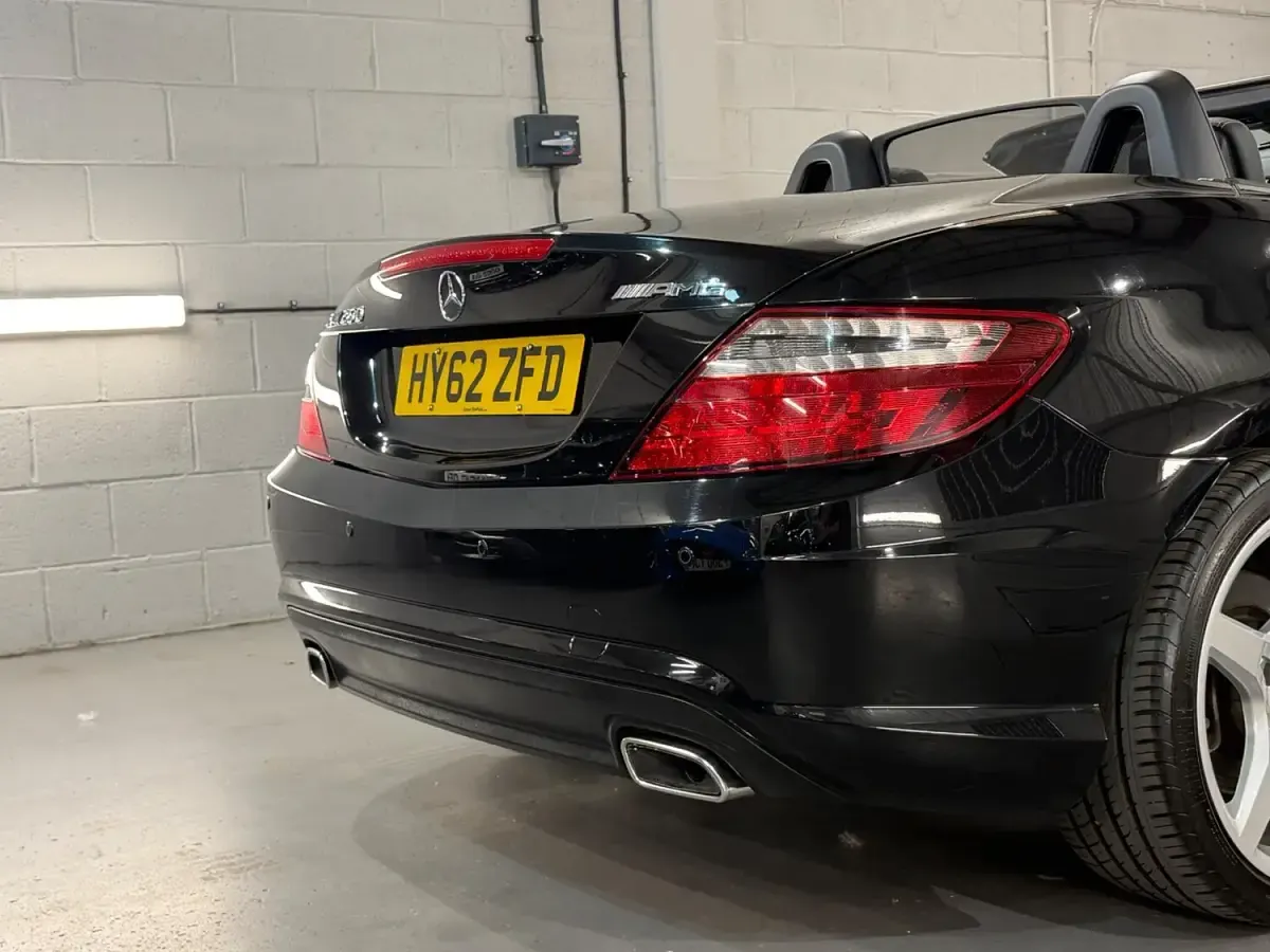 Used Mercedes SLK250 AMG 204 HP (150 kW) 2012 Black Cabriolet