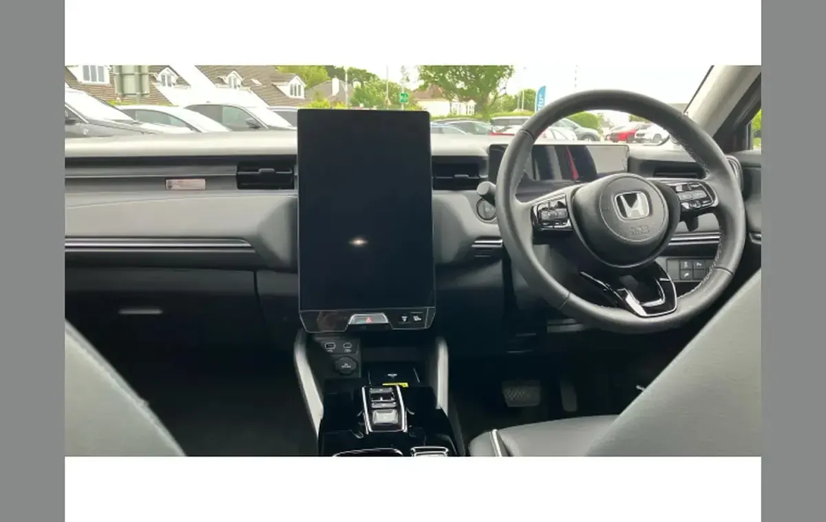 Used Honda e:Ny1 Elegance 150 kW (204 HP) 2024 Red SUV