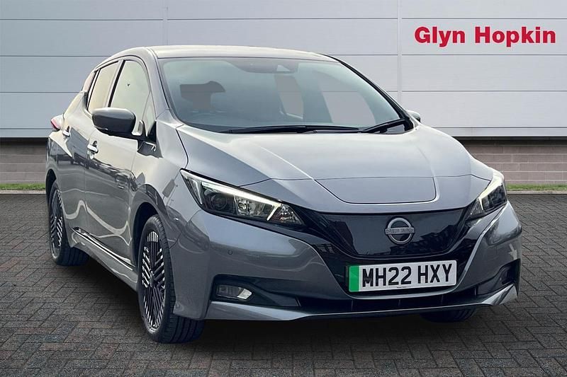 Used Nissan Leaf N-Connecta 110 kW (150 HP) 2022 Grey Hatchback