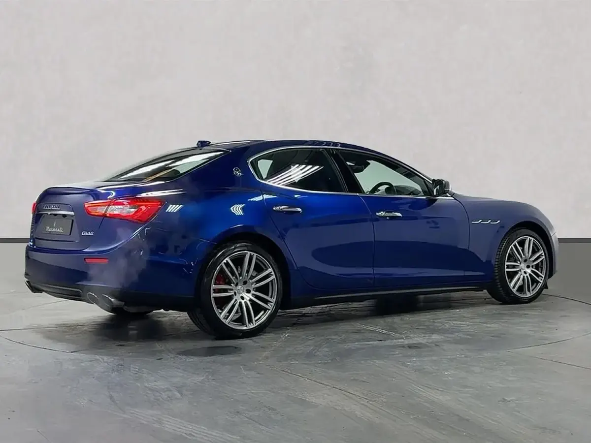 Used Maserati Ghibli 2018 Blue Sedan