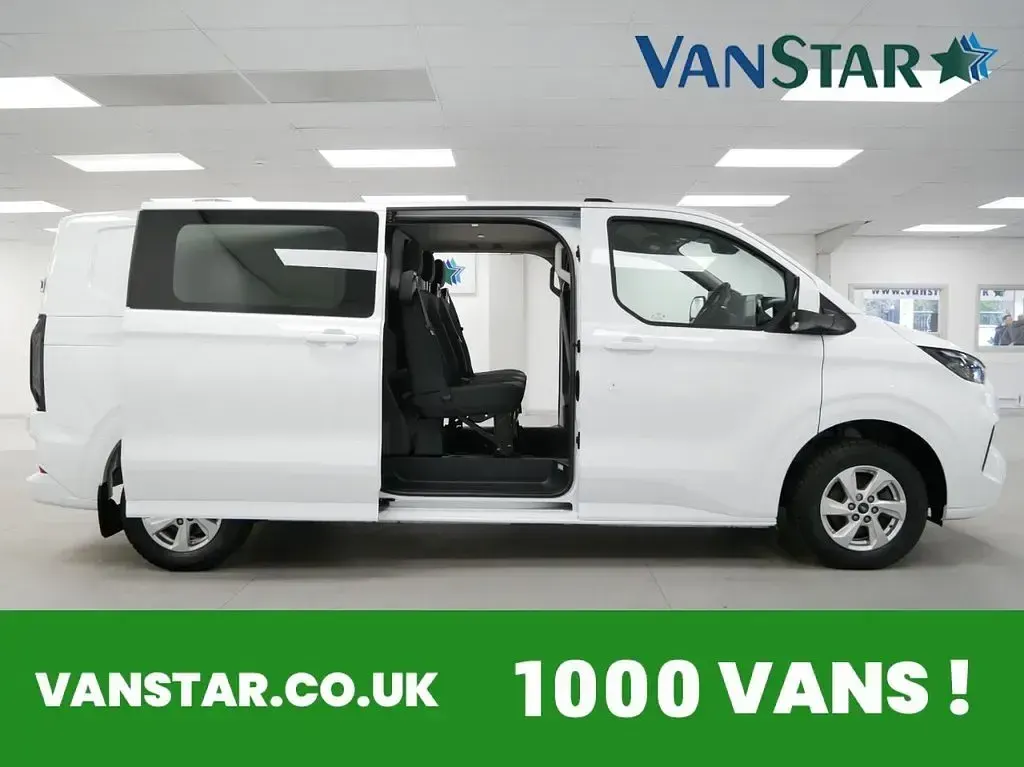 Used Ford Transit Custom Limited 136 HP (100 kW) 2024 White Estate