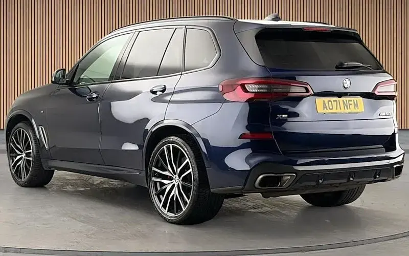 Used BMW X5 Comfort Edition 530 HP (389 kW) 2021 Tanzanite blue SUV