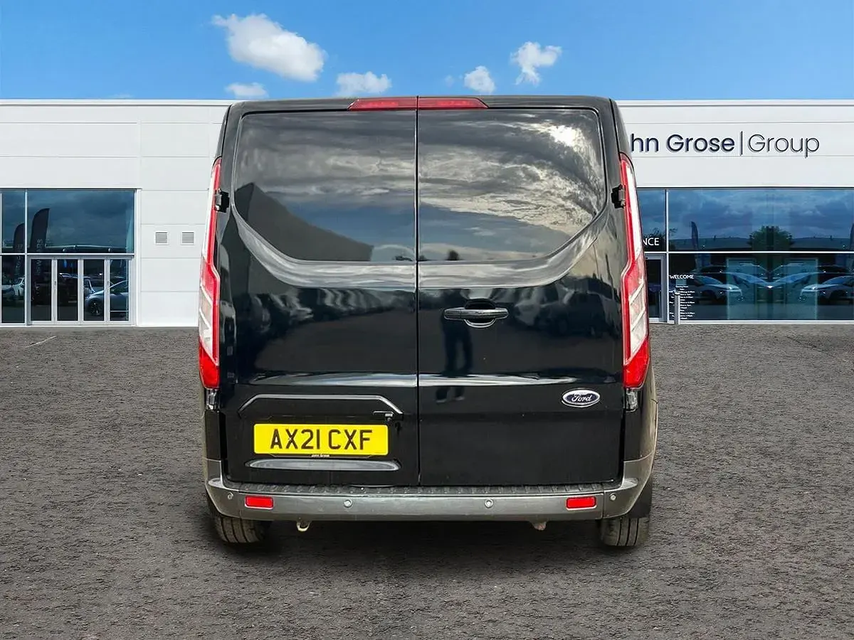 Used Ford Transit Custom Active 170 HP (125 kW) 2021 Black Van