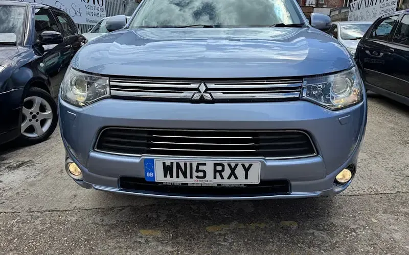 Used Mitsubishi Outlander P-HEV 121 HP (88 kW) 2015 Blue SUV