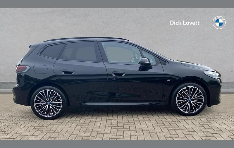 Used BMW 225 M Sport 241 HP (177 kW) 2025 Black Estate