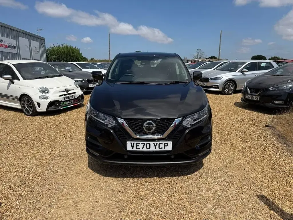 Used Nissan Qashqai Acenta Premium 140 HP (102 kW) 2021 Black SUV
