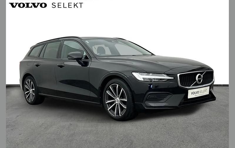 Used Volvo V60 Momentum 161 HP (118 kW) 2021 Black Estate