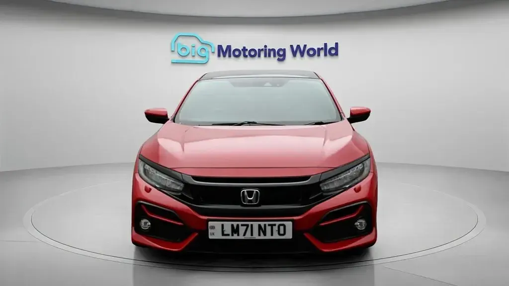 Używany Honda Civic EX 126 KM (92 kW) 2021 Czerwony Hatchback