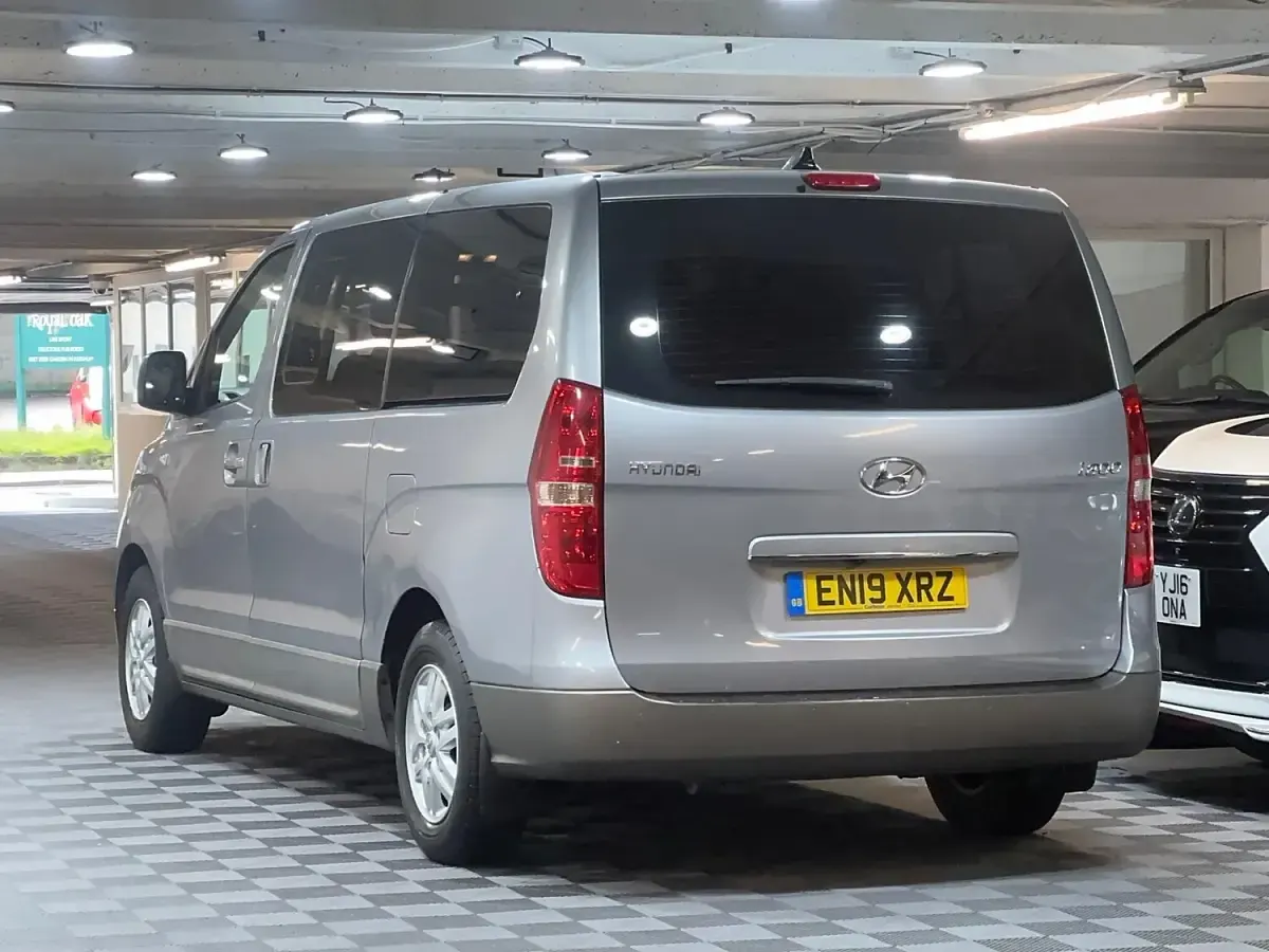 Used Hyundai I800 SE 2019 Silver MPV
