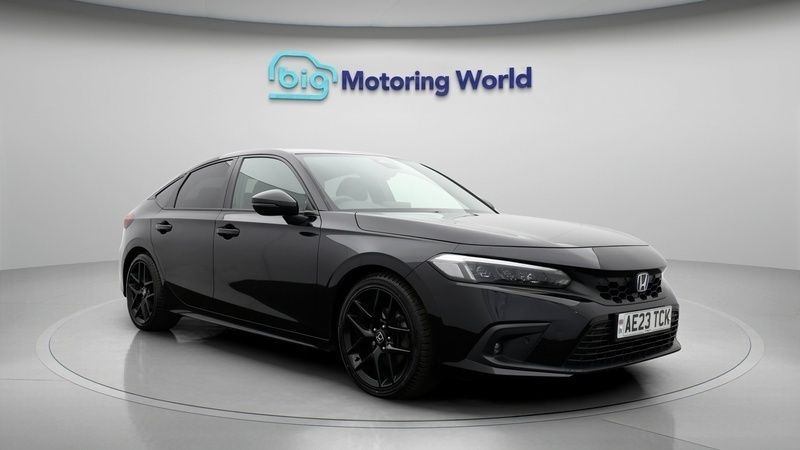 Used 2023 Honda Civic Sport | £22,800 (Fair price) - Image 1/4