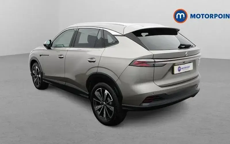 Używany MG HS Trophy 224 KM (164 kW) 2025 Srebrny SUV