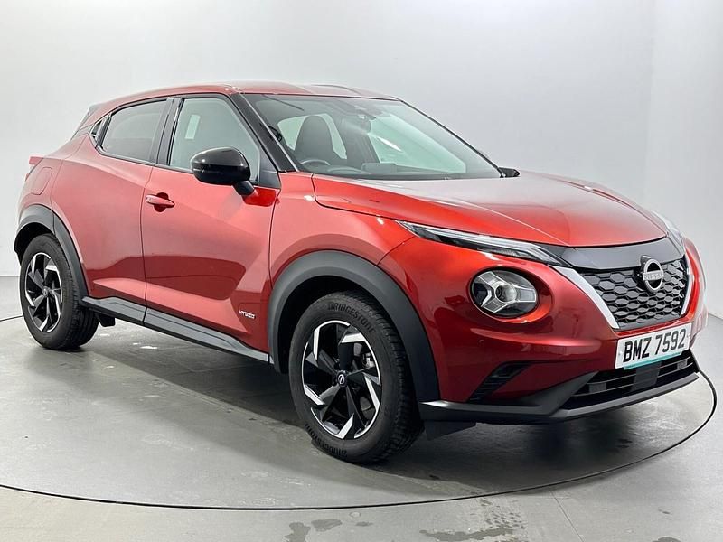 Used Nissan Juke N-Connecta 143 HP (105 kW) 2023 Red SUV
