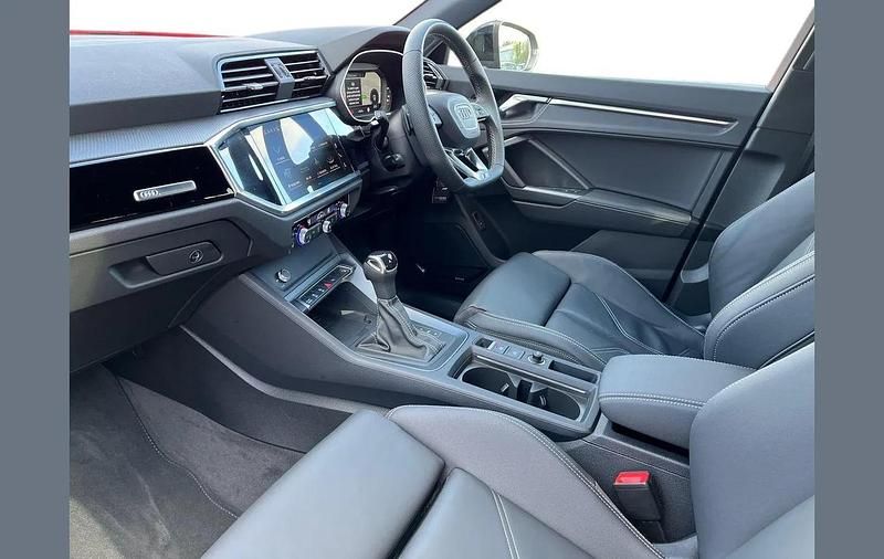 Used Audi Q3 Black Edition 150 HP (110 kW) 2025 Grey SUV