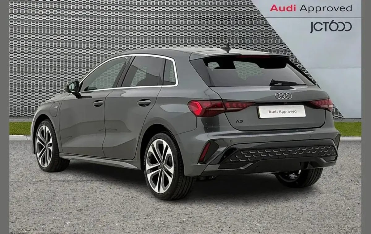 Used Audi A3 e-tron S-Line 200 HP (147 kW) 2026 Grey Hatchback