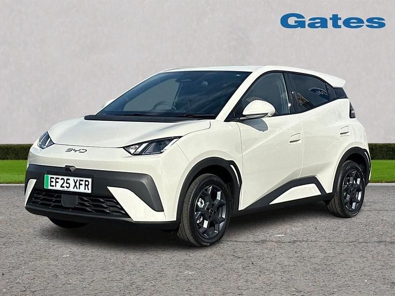 Used BYD Dolphin Comfort 114 kW (156 HP) 2025 White Hatchback