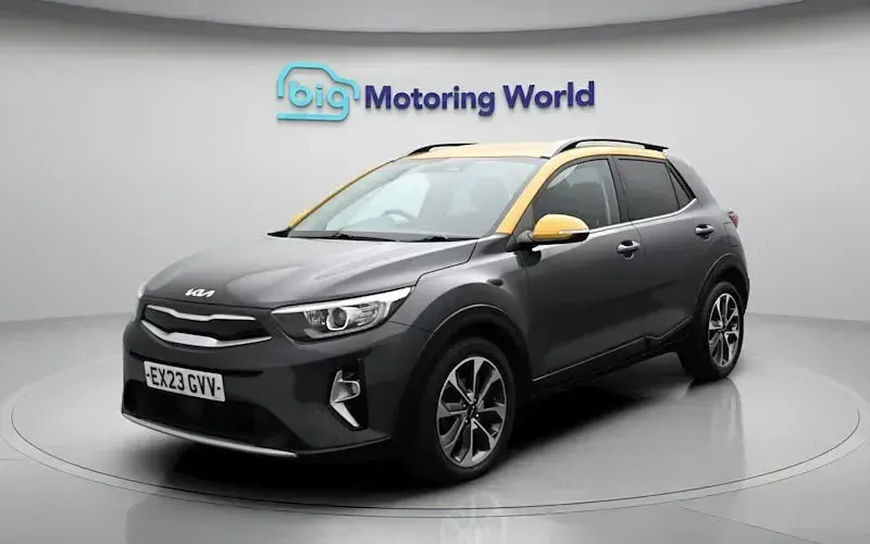 Used Kia Stonic 101 HP (74 kW) 2023 Grey SUV