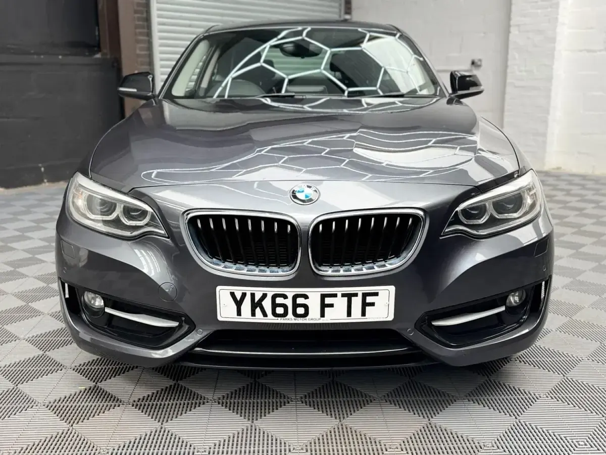 Begagnad BMW 218 Sport Line 2017 Grå Sportkupé