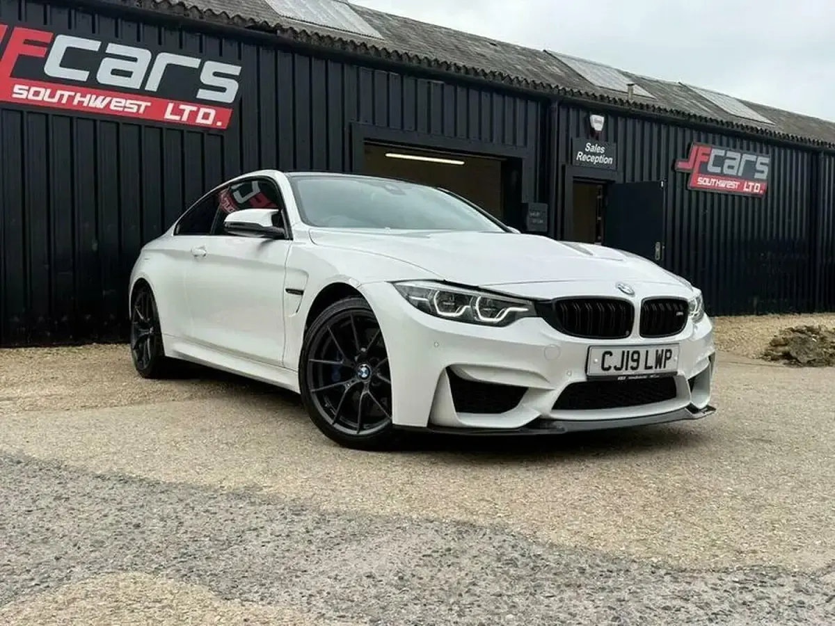 Used BMW M4 Comfort Edition 2019 White Coupe