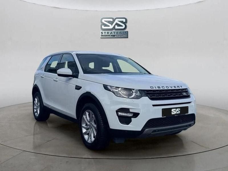Used Land Rover Discovery Sport SE 180 HP (132 kW) 2018 White SUV