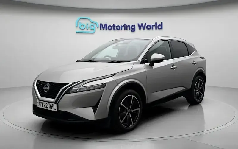 Used Nissan Qashqai Tekna 140 HP (102 kW) 2022 Silver SUV
