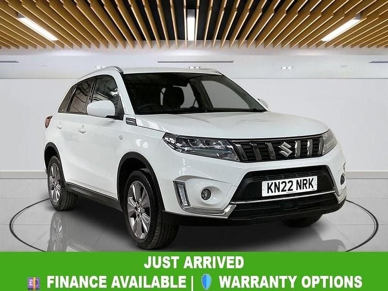 Second-hand Suzuki Vitara SZ-T 129 CP (94 kW) 2022 Alb SUV