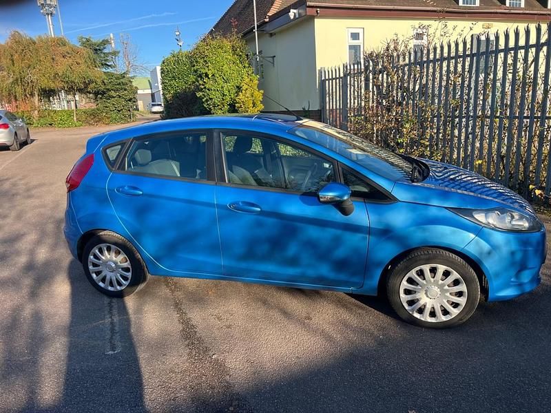 Used Ford Fiesta 82 HP (60 kW) 2012 Blue Hatchback