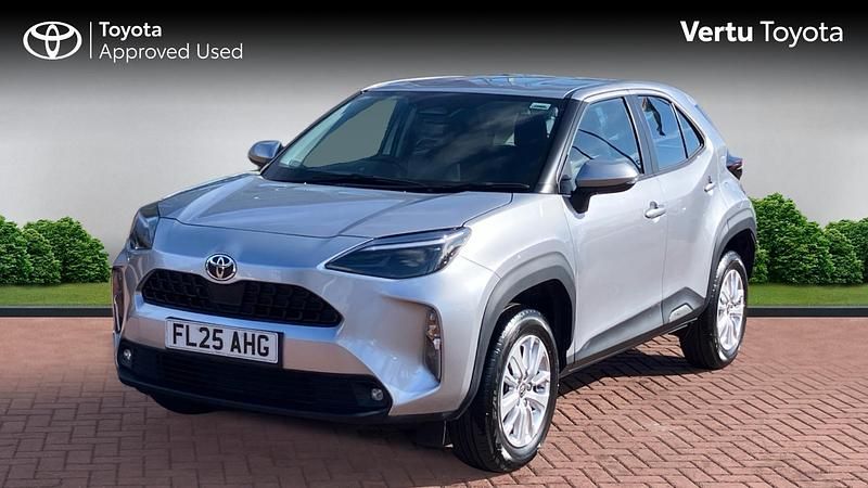 Used Toyota Yaris Hybrid 116 HP (85 kW) 2025 Estate