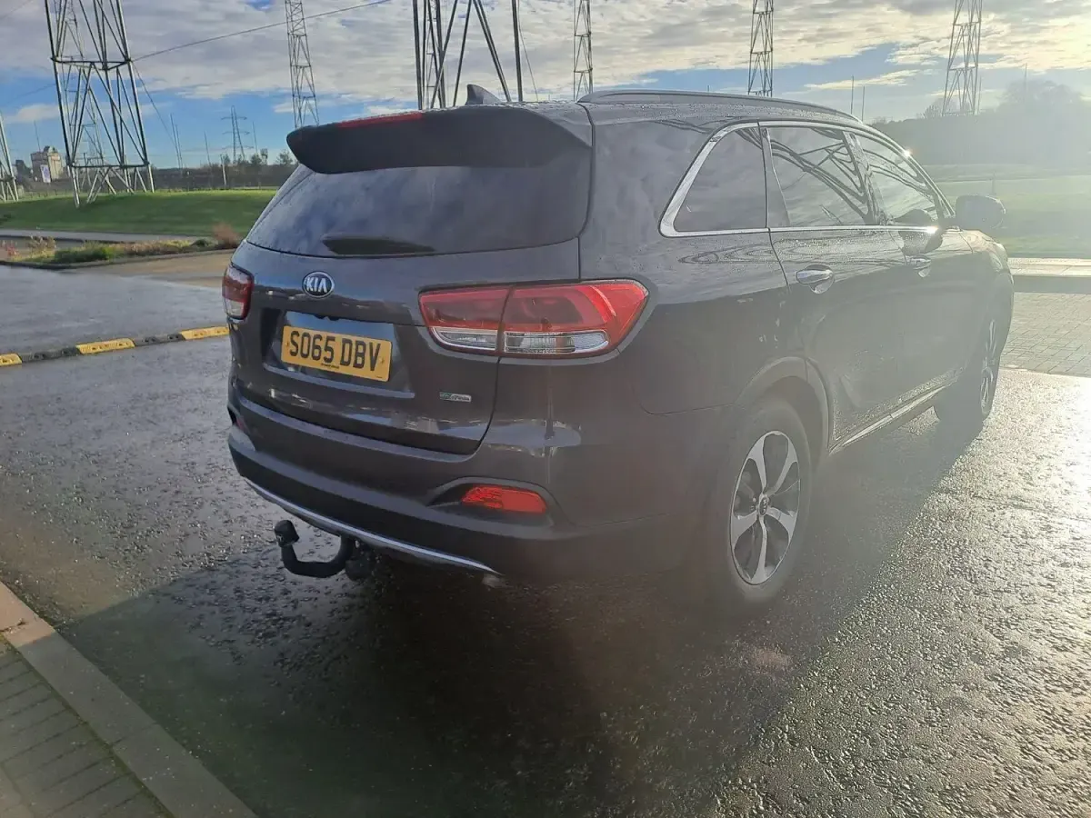 Used Kia Sorento 200 HP (147 kW) 2015 Grey SUV
