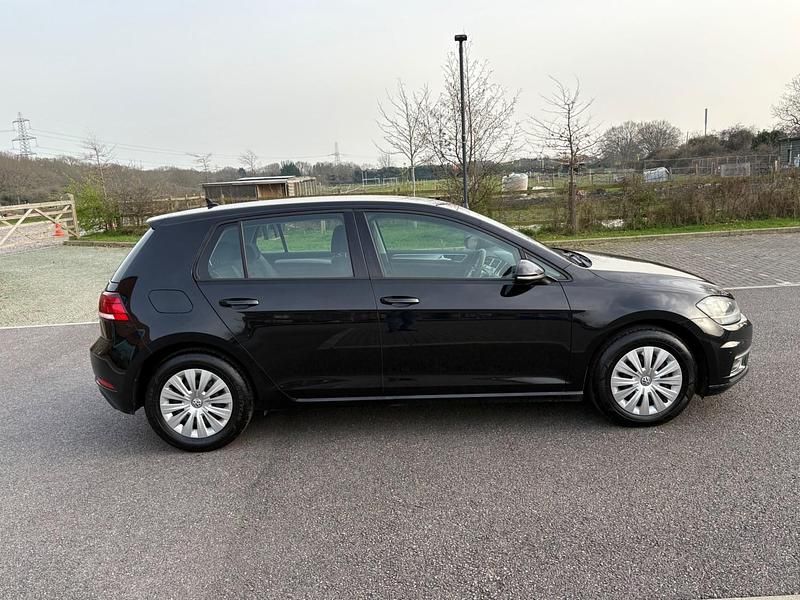 Used VW Golf VII S 125 HP (91 kW) 2018 Black Hatchback