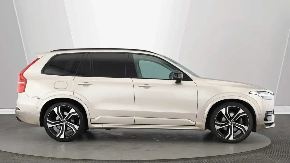 Used Volvo XC90 Ultimate 250 HP (183 kW) 2022 Bright dusk SUV