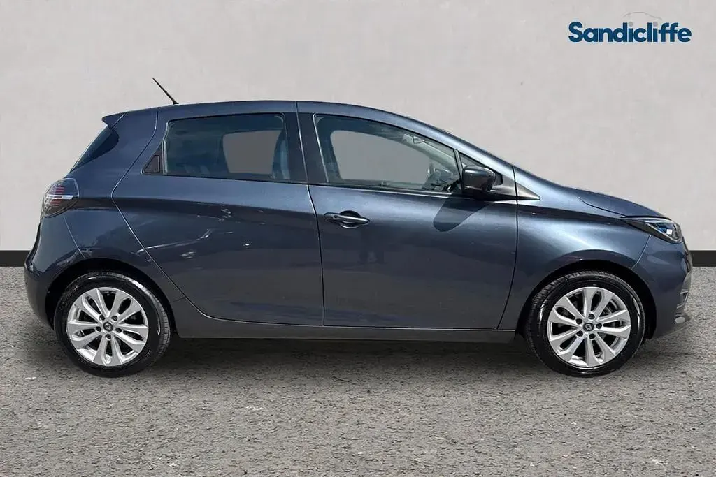 Used Renault Zoe Iconic 100 kW (136 HP) 2020 Grey Hatchback