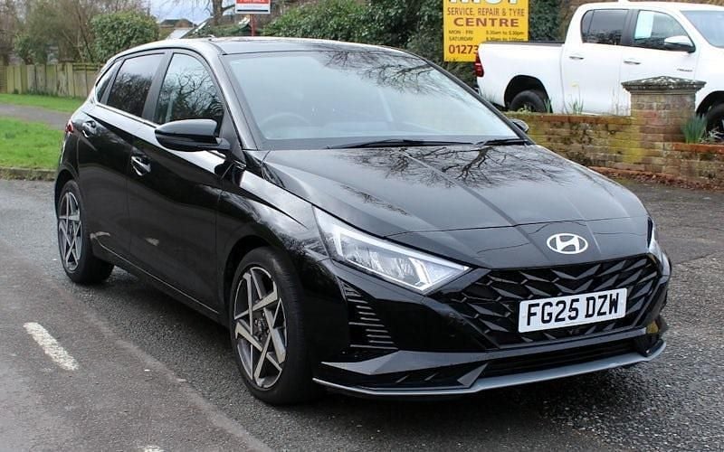 Used Hyundai i20 Ultimate 101 HP (74 kW) 2025 Black Hatchback
