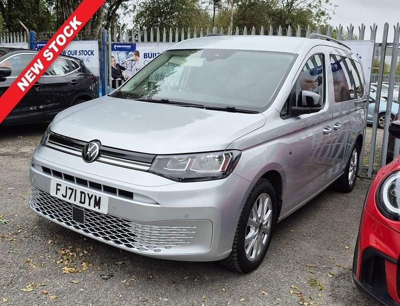 Silver Used 2025 VW Caddy Maxi Life Life MPV | £21,000 (Fair price) - Image 1/1