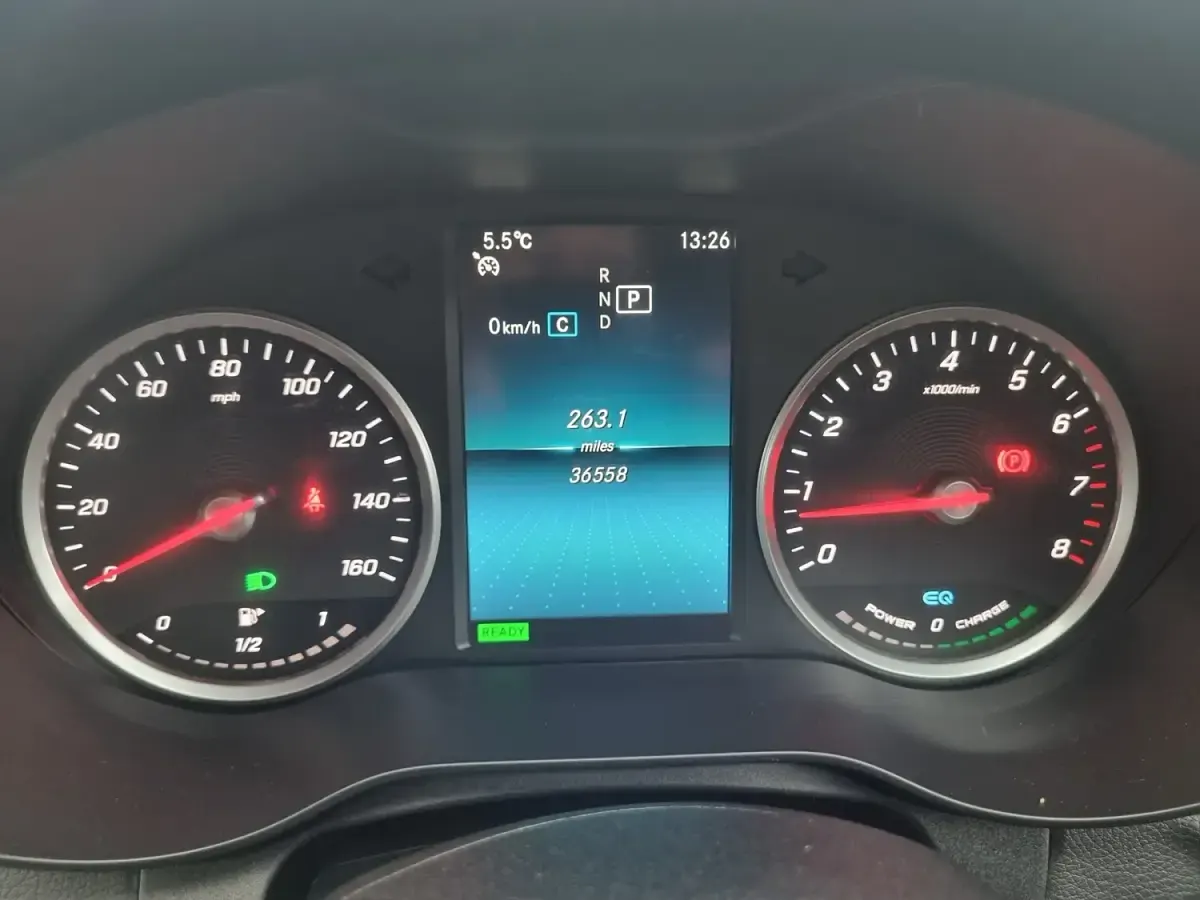 Used Mercedes C200 SE 2019 Blue Sedan