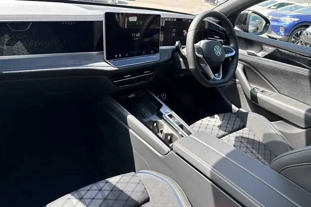 New VW Passat 204 HP (150 kW) 2026 Estate