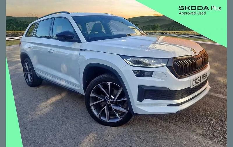 Moon white metallic Used 2024 Skoda Kodiaq SportLine SUV | £31,000 (Fair price) - Image 1/4