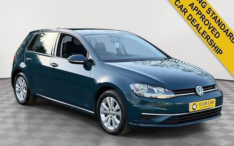 Used VW Golf VII SE 125 HP (91 kW) 2018 Hatchback