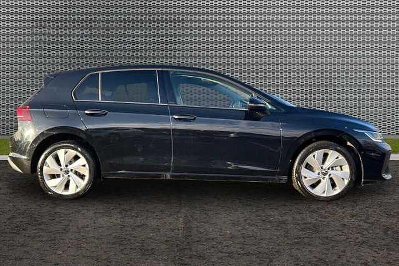 Used VW Golf VIII 204 HP (150 kW) 2025