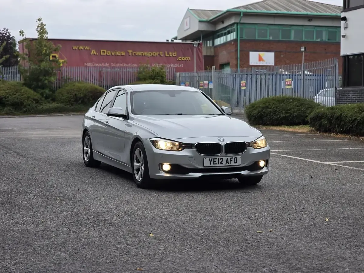 Used BMW 320 Efficient Dynamics 2012 Silver Sedan