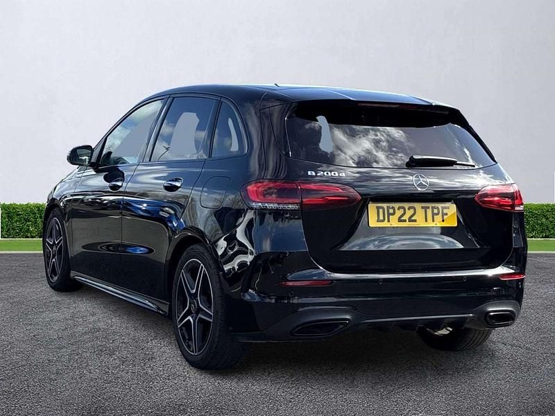 Used Mercedes B200 AMG Line Premium 150 HP (110 kW) 2022 Black MPV