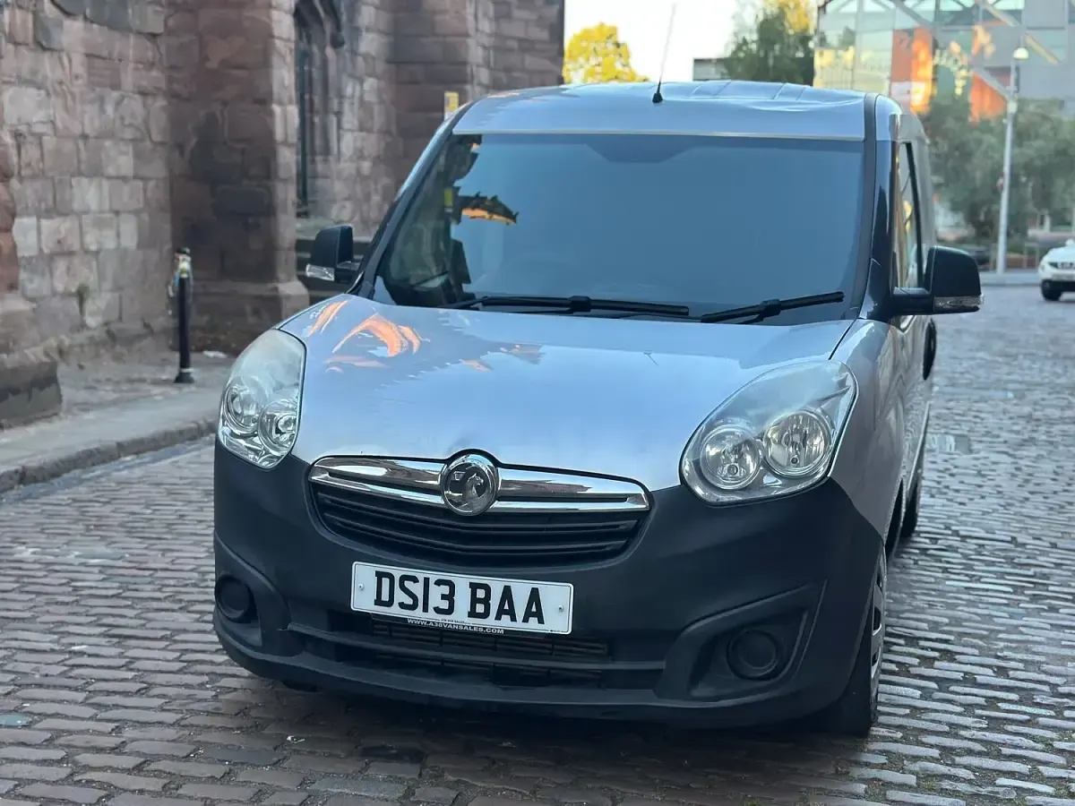 Used Vauxhall Combo S 2013 Silver MPV
