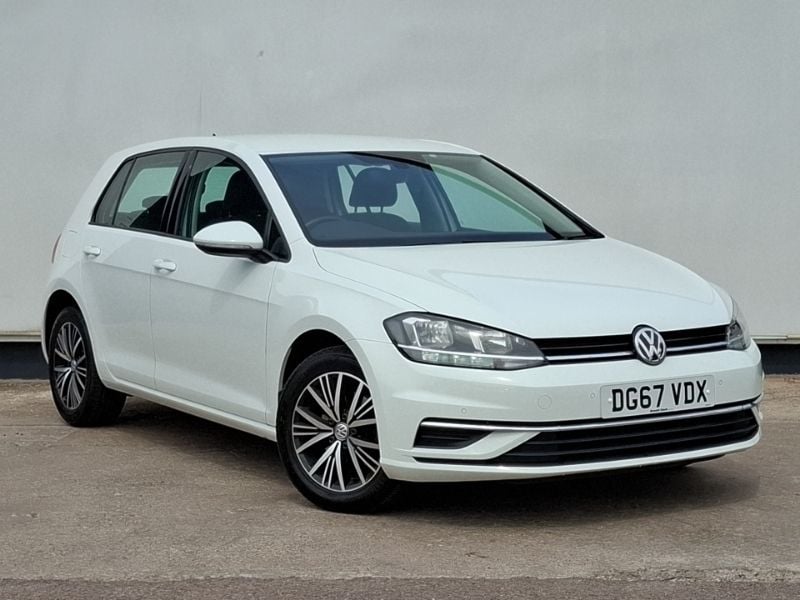 White Used 2017 VW Golf VII SE Hatchback | £11,998 (Fair price) - Image 1/4