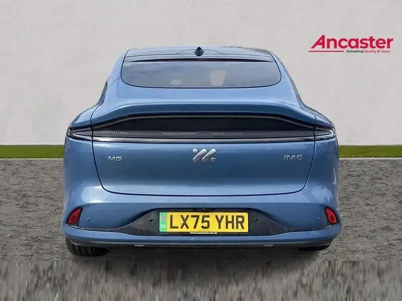 Used MG IM6 553 kW (752 HP) 2025 Blue SUV
