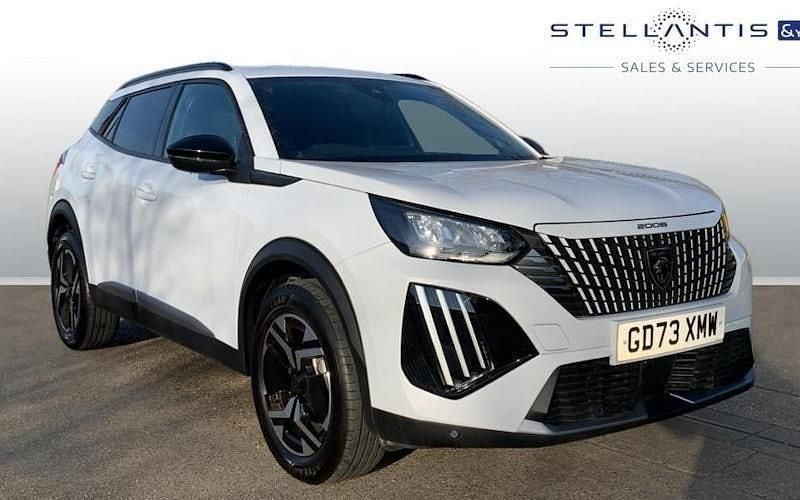 White Used 2024 Peugeot 2008 Allure SUV | £17,571 (Fair price) - Image 1/4