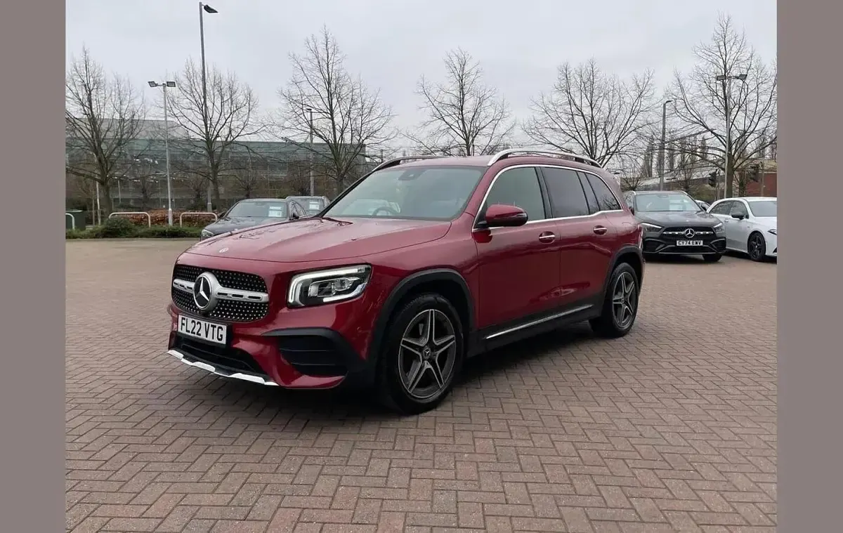 Used Mercedes GLB200 AMG Line Premium 163 HP (119 kW) 2022 Red SUV