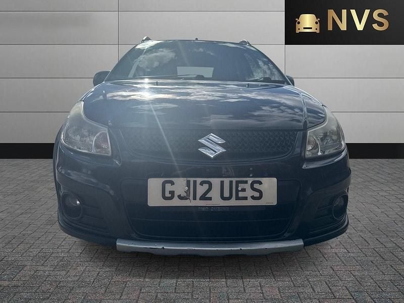 Used Suzuki SX4 SZ5 120 HP (88 kW) 2012 Black SUV