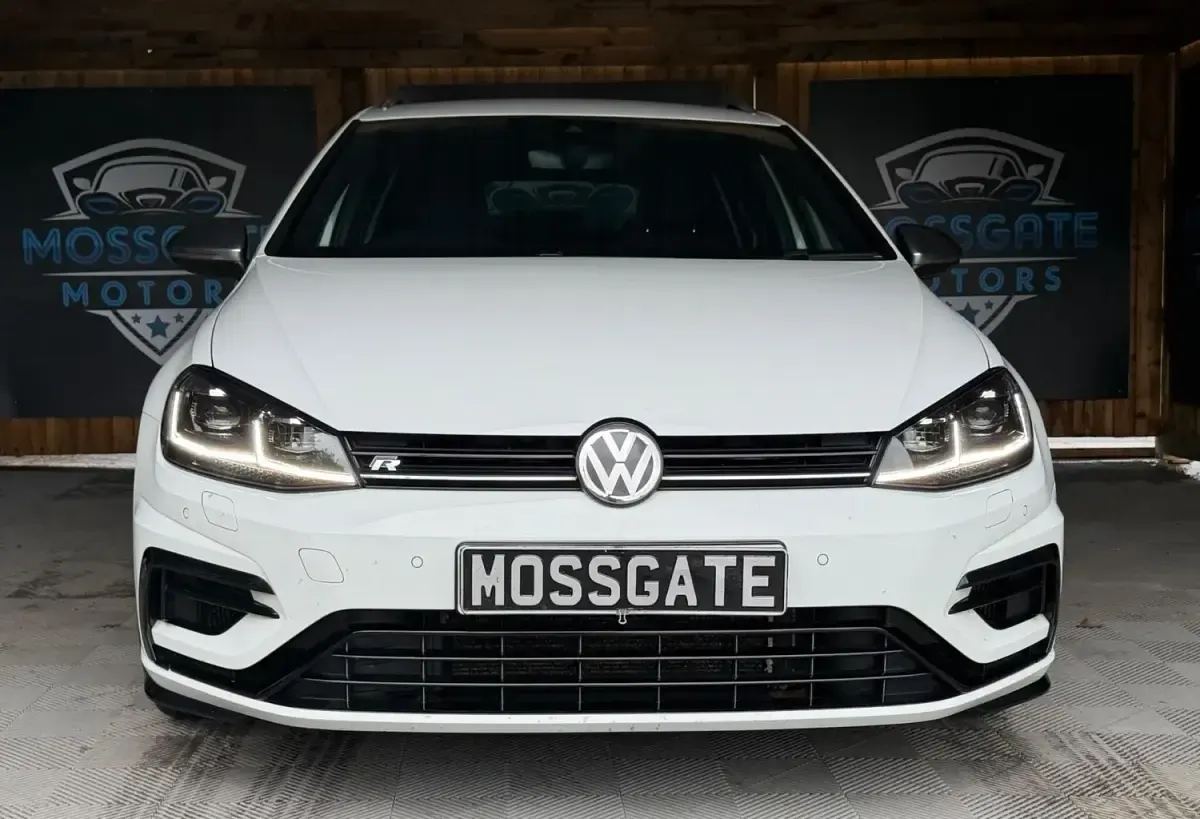 Używany VW Golf VII R 2019 Biały Kombi