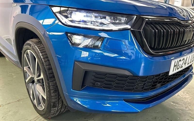Used Skoda Kodiaq SportLine 150 HP (110 kW) 2024 Race blue metallic SUV