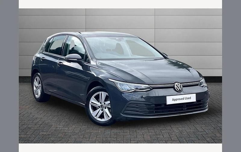Used VW Golf VIII Life 150 HP (110 kW) 2023 Grey Hatchback
